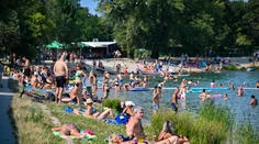 Zdravotníci zverejnili podrobný návod, ako prežiť aktuálne horúčavy bez ujmy na zdraví