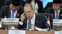 Rusko je otvorené diplomatickému riešeniu konfliktu, tvrdí Lavrov. Požaduje však odstránenie základných príčin konfliktu