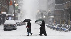 Snehová búrka ochromila USA. Kalamita má už najmenej 10 obetí, bez elektriny sú státisíce domácností