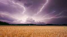 Dramatická zmena počasia. Meteorológovia vydali výstrahy pre veľkú časť územia Slovenska