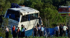 Zverejnili dátum poslednej rozlúčky dievčat, ktoré zomreli pri nehode autobusu