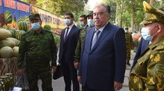 Rodinu tadžického prezidenta decimuje COVID. Jeho synovia surovo zbili ministra zdravotníctva