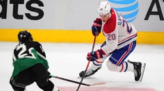 VIDEO: Juraj Slafkovský opäť potiahol Montreal k výhre dvomi bodmi. Nekompromisnou strelou využil presilovku