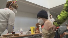 Valí sa na nás ďalšia koronavírusová vlna. Odborníčka radí, ktoré deti by sa mali očkovať a ktoré nemusia