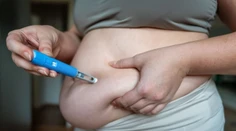 Chceli schudnúť, prestali piť. Vedci skúmajú nečakaný účinok populárnych liekov