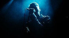 Fanúšikovia v šoku: Priamo na pódiu skolaboval mladý spevák