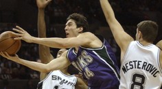 Najúspešnejší český basketbalista v NBA ukončil kariéru