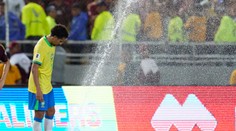 VIDEO: Vo Venezuele došlo počas zápasu k bizarnej situácii. Duel prerušilo spustenie postrekovačov