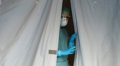 Prvý týždeň znamená najvyššie riziko. V tele nakazeného sa nachádza až milión vírusov