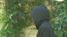 Dobil ju, zavrel do šatníka a jej telo odvliekol. Bitky si dokonca nahrával. Spoveď ženy, ktorá si prežila domáce násilie