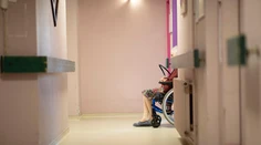V domove dôchodcov v bratislavskom Ružinove evidujú ďalšie prípady možného týrania seniorov