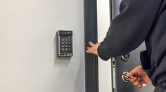 Vtrhol do cudzieho domu a doplatil na to. Muž si svoj osudový omyl navždy zapamätá