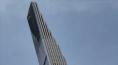 Predstavte si, že žijete v byte, ktorý sa hýbe. V New Yorku je to realitou