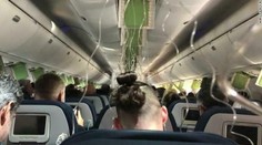 Ľudia kričali od hrôzy. Lietadlo plné cestujúcich sa prepadlo o deväť kilometrov