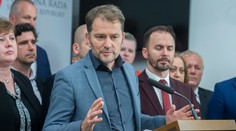 Členom OĽaNO sa nepáči spolupráca s extrémistami. Podľa sociológa sa Matovičovi musia postaviť jeho vlastní