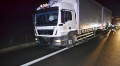 Prvý kamión ho zachytil, druhý po ňom prešiel. Chodec v Košiciach nemal šancu prežiť