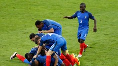 Albáncov prehra mrzí, Payet ozdobou turnaja
