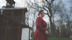 Poslaneckú asistentku z ĽSNS právoplatne odsúdili. Teraz príde o prácu