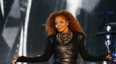 Janet Jackson čaká prvé dieťa v päťdesiatke. Pribrala 45 kíl a musí len ležať