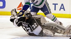 V utorok dominovali v NHL brankári, Pánik za Tampu Bay nenastúpil