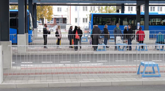 Plot na vynovenej autobusovej stanici v Žiline si vyslúžil kritiku. Hnevajú sa cestujúci aj trhovníci
