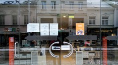 Budú sa obchody v nedeľu povinne zatvárať? Po pol roku je to opäť v hre