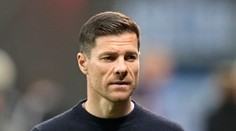 Mali o neho záujem veľkokluby, ale on sa rozhodol inak. Xabi Alonso ukončil špekulácie o svojej budúcnosti