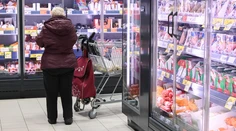 Obchody na sviatky otvoria: Zisťovali sme, ako sa zmení život predavačov i nakupujúcich