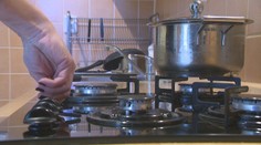 Státisíce zákazníkov skrachovanej spoločnosti hľadajú dodávateľa plynu. Inak im hrozia zvýšené ceny