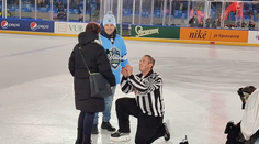 VIDEO: Romantika pod holým nebom. Rozhodca na Winter Games požiadal priateľku o ruku