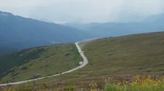 Na ceste na Kráľovu hoľu pribudol asfaltový koberec. Nedočkaví cyklisti však musia ešte vydržať