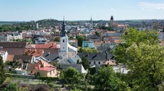 Prišli o strechu nad hlavou. Po požiari v Nitre ostávajú desiatky ľudí v telocvični