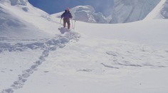 Na vrch Himalájí vyšiel trasou, ktorou ešte nikto nešiel. Horolezec Peter Hámor má za sebou obrovský úspech