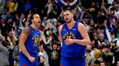 VIDEO: Tak toto sa v NBA často nevidí. Srbský bombardér Jokič opäť ohúril Ameriku, trafil nemožné