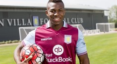 Adama Traore  podpísal s Aston Villou
