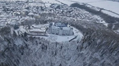 Nádhera, kam len oko dovidí. Preleteli sme nad zasneženým Slovenskom