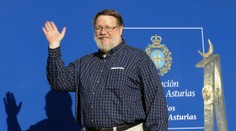 Zomrel internetový priekopník. Vďačíme mu za email