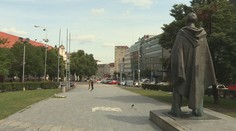 Ďalšia smrteľná bitka v Bratislave: Na Námestí SNP zomrel po kope do hlavy mladý cudzinec