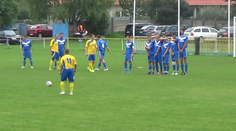 Frajeri z okresu: Takto sa zahrávajú priame kopy na dedine