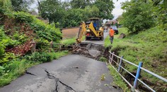 Dažde priniesli východu veľkú škodu. V Drienici pri Sabinove musia demolovať zničený most