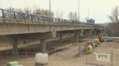 Narýchlo uzatvorili most v Hlohovci. Statik zistil, že hrozí zrútenie