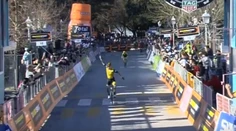 Tirreno-Adriatico: Najdlhšiu etapu ukoristil Roglič, pre Sagana bol kopec pristrmý