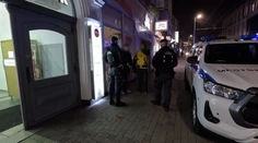 Opití tínedžeri, výbuchy na sídliskách aj centre mesta. Príchod nového roka v Bratislave vyzeral ako by bola vo vojne