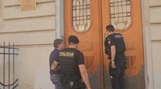 Na krku má obvinenie z najťažšieho zločinu. Prehovoril muž, ktorý strieľal na auto s podnikateľom pri Dačovom Lome