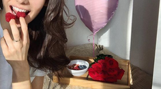 Markizáčka po boku sexy hokejistu. Tvoria krásny pár