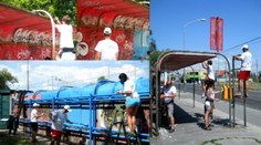 Dobrovoľníci skrášlili zastávku v Bratislave, teraz majú z toho problém