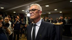 GALÉRIA: Priebeh volebnej noci. Takto to vyzeralo v centrálach Korčoka a Pellegriniho