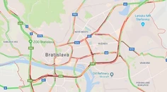 Zúfalá situácia v Bratislave! Pre viaceré nehody stáli šoféri v dlhých kolónach