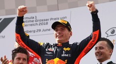 F1: VC Rakúska vyhral Verstappen, Mercedesy nedokončili