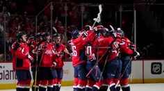 Fehérváry prispel gólom k víťazstvu Washingtonu nad Columbusom, Ovečkin má na dosah ďalší rekord